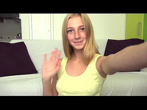 ❤️ Thaum kuv dhuav kuv lazily masturbate kuv liab pussy zoo poj niam deev ntawm peb Ib ❤